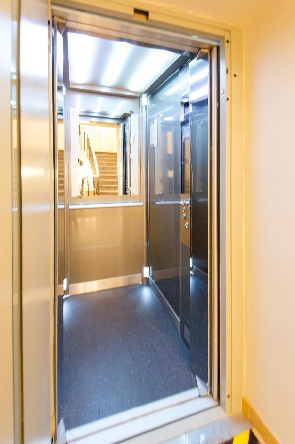 Modern Apartment Spanelska 布拉格 外观 照片